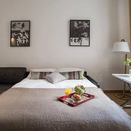 Newly Remodeled Parisian Gem In Le Marais!