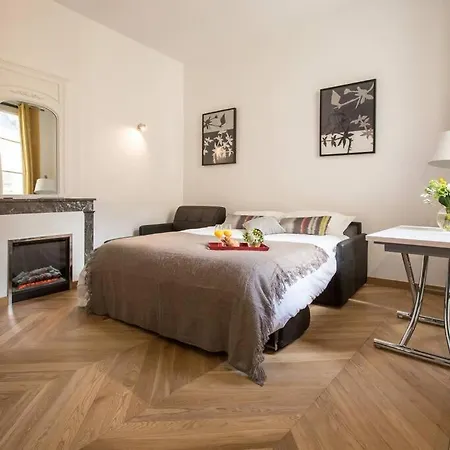 Newly Remodeled Parisian Gem In Le Marais! * Paris